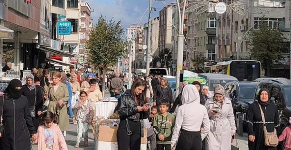 İstanbul'da hissedilen bir deprem meydana geldi